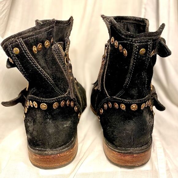 UGG Fabrizia Studded Distressed Black Suede Moto Boots 1003235 Sz 8 - Picture 8 of 13